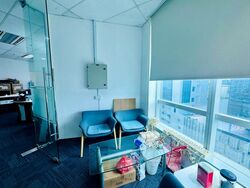 Sunshine Plaza (D7), Office #454698981
